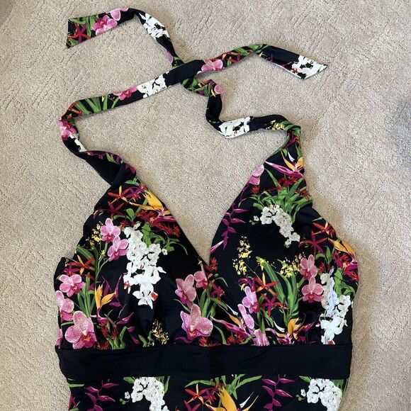 G.I.L.I. Plus Size 24W Black Floral Print One Piece Swimsuit Halter Padded NEW - Picture 2 of 11